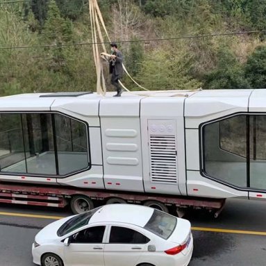 Performance Suit Ultra Low Energy Water Heating And Electric System Capsule House Space Capsule App Control Hotel